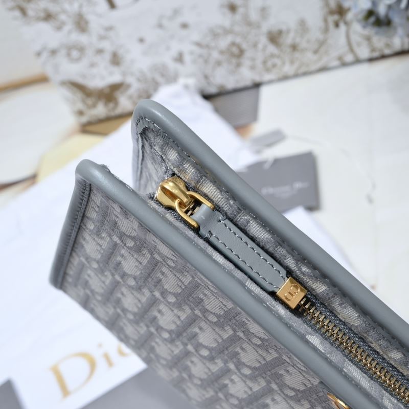 Christian Dior Clutch Bags